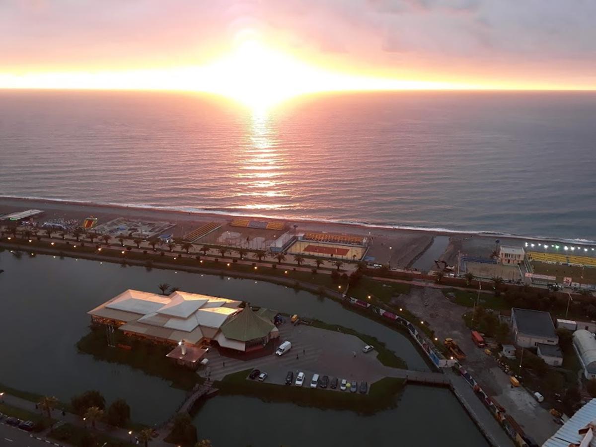 Penthouse Hotel Batumi Eksteriør bilde