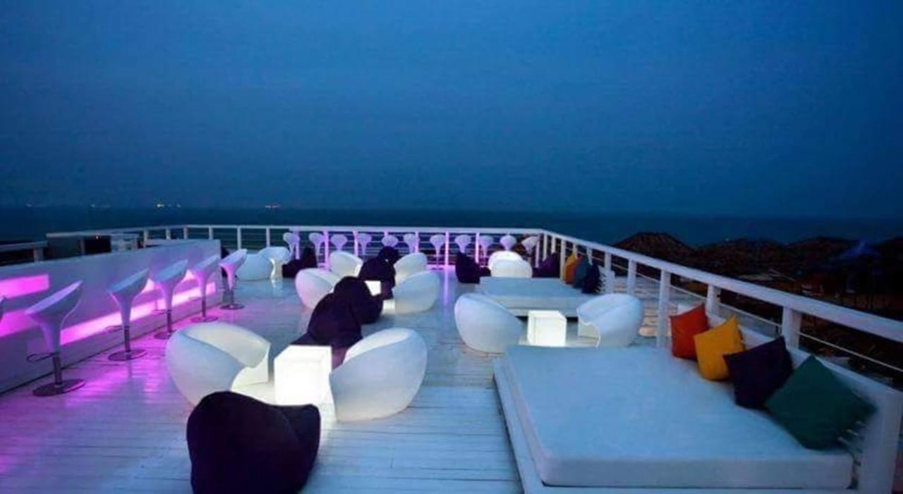Penthouse Hotel Batumi Eksteriør bilde